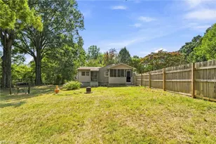 4915 Rhondan Rd, Summerfield, NC 27358 - Photo 29