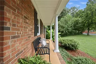 2772 Edinberg Dr, Winston-Salem, NC 27103 - Photo 3