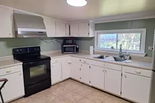 140 Bay St, Rural Hall, NC 27045 - Photo 5