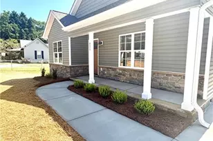 825 Hardison St, Mocksville, NC 27028 - Photo 21