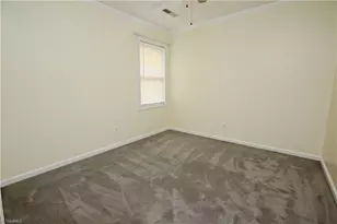 7007 Taunton Dr, Greensboro, NC 27410 - Photo 11