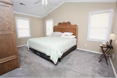 7007 Taunton Drive, Greensboro, NC 27410 - Photo 9