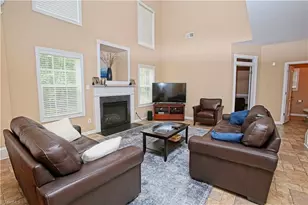 4100 Tellmont Ct, High Point, NC 27265 - Photo 9