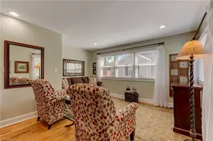 2312 Markland Dr, Greensboro, NC 27408 - Photo 9