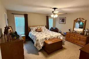 104 E Gene Hairston St, Madison, NC 27025 - Photo 9