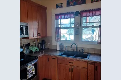 609 Joyner Street, Greensboro, NC 27403 - Photo 17