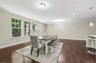 605 Newlyn Dr, Raleigh, NC 27606 - Photo 9