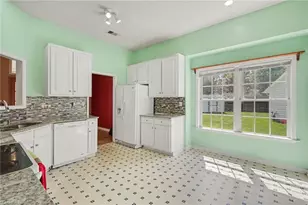 180 Beeson Park Ct, Kernersville, NC 27284 - Photo 9