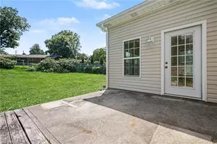 180 Beeson Park Ct, Kernersville, NC 27284 - Photo 23