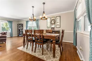 4906 Starmount Dr, Greensboro, NC 27410 - Photo 7