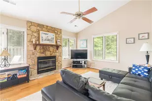 4900 Tamaron Dr, Greensboro, NC 27410 - Photo 13