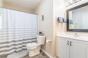 4900 Tamaron Dr, Greensboro, NC 27410 - Photo 39