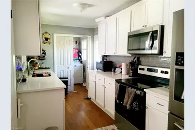 607 Duke Street, Thomasville, NC 27360 - Photo 13