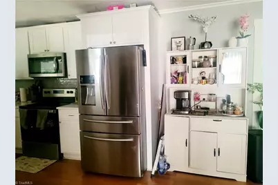 607 Duke Street, Thomasville, NC 27360 - Photo 9