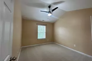 312 Robyns Gln Cir, Greensboro, NC 27409 - Photo 23