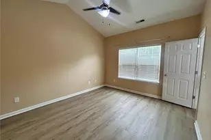 312 Robyns Gln Cir, Greensboro, NC 27409 - Photo 13