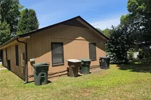 212 Marshall St, Greensboro, NC 27401 - Photo 3