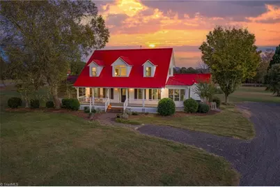 1260 Beaver Island Trail Road, Walnut Cove, NC 27052 - Photo 5