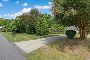 7902 Cress Ct, Oak Ridge, NC 27310 - Photo 27