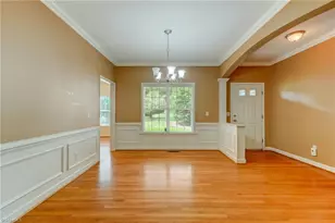 7902 Cress Ct, Oak Ridge, NC 27310 - Photo 5