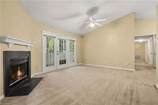 800 Spruill Ct, Greensboro, NC 27409 - Photo 3