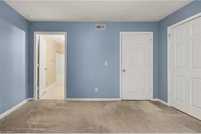 800 Spruill Court, Greensboro, NC 27409 - Photo 11