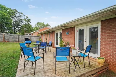 306 Sweetbriar Drive, Lexington, NC 27295 - Photo 23