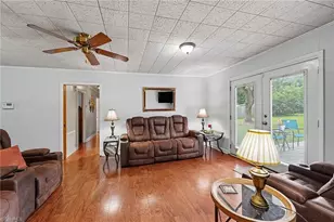 306 Sweetbriar Dr, Lexington, NC 27295 - Photo 9