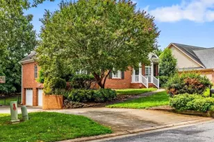 5250 Meadowlark Glen Ln, Winston-Salem, NC 27106 - Photo 3