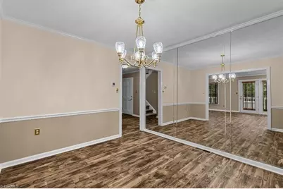 879 Brookleigh Court, Winston-Salem, NC 27104 - Photo 15