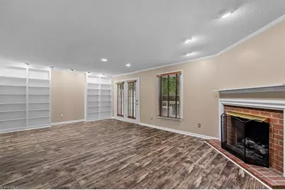 879 Brookleigh Court, Winston-Salem, NC 27104 - Photo 5