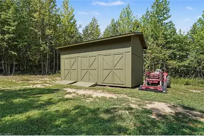 197 Lake Meadows Drive, Reidsville, NC 27320 - Photo 43