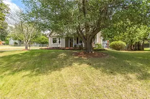 1705 Calvary View Ln, Clemmons, NC 27012 - Photo 3