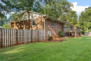 3620 Chelmsford Dr, Winston-Salem, NC 27105 - Photo 31