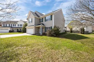 4002 Pepperbush Dr, Greensboro, NC 27405 - Photo 3