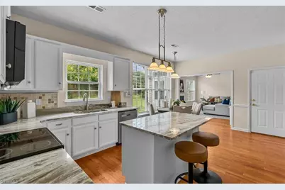 6400 Estes Court, Greensboro, NC 27410 - Photo 17