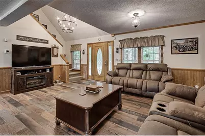 2207 Millcroft Road, Pleasant Garden, NC 27313 - Photo 13