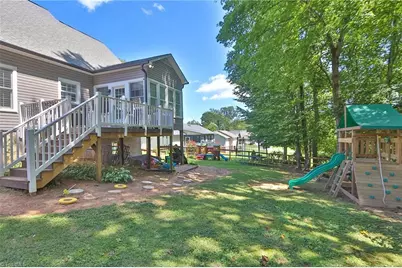 208 Triplett Street, Jonesville, NC 28642 - Photo 35