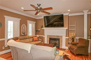 208 Triplett St, Jonesville, NC 28642 - Photo 3