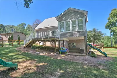 208 Triplett Street, Jonesville, NC 28642 - Photo 3