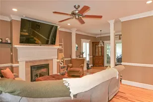 208 Triplett St, Jonesville, NC 28642 - Photo 7