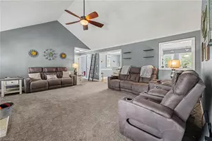 124 Glen Oaks Dr, King, NC 27021 - Photo 5