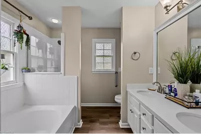 2412 Meadow Gate Drive, Greensboro, NC 27455 - Photo 25
