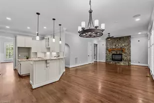 7744 Chesterbrooke Dr, Greensboro, NC 27455 - Photo 9