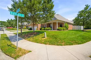 501 Clematis Way, Kernersville, NC 27284 - Photo 5