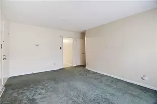 4002 Rehobeth Church Rd, Greensboro, NC 27406 - Photo 9
