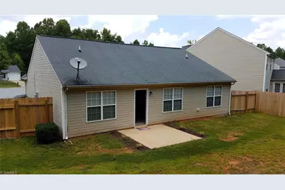 210 Kinnley Court, Greensboro, NC 27455 - Photo 5