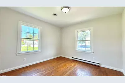 1513 Summit Avenue, Greensboro, NC 27405 - Photo 13