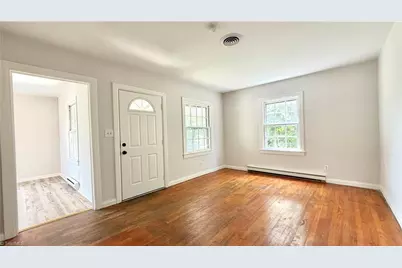 1513 Summit Avenue, Greensboro, NC 27405 - Photo 5