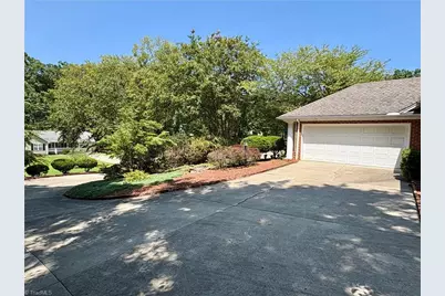 1401 Plantation Circle, Asheboro, NC 27205 - Photo 5